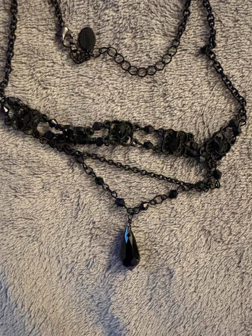 black tear drop gem, goth choker